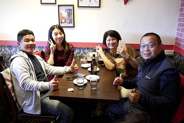 合照-2014.12.6 (13).jpg