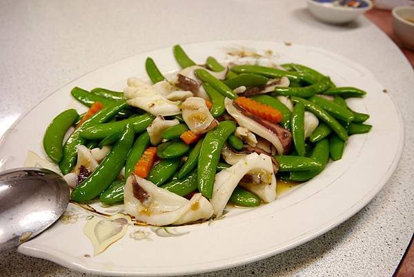 甜豆燒鮮魷-歐家宴-2015.3.7.JPG