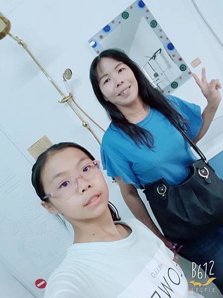 B612_20180404_155913.jpg
