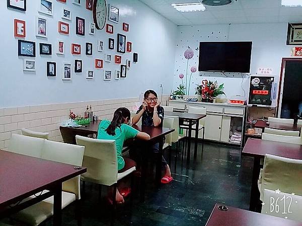 B612_20180428_184209.jpg