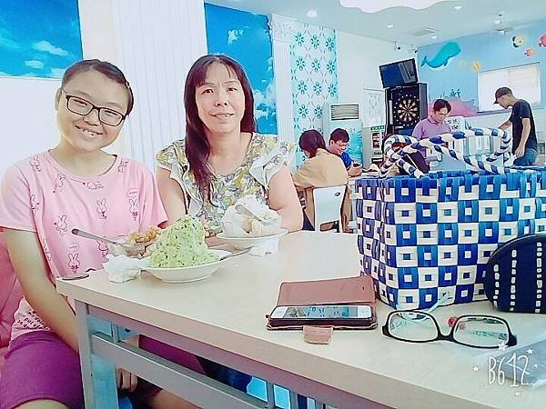 B612_20180527_124955.jpg