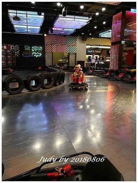 IMG_20180806_191105_BURST001_COVER.jpg