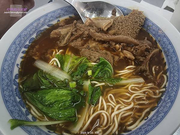 【新莊麵食】老莊原汁牛肉麵(位於新莊老街附近新開的牛肉麵店,