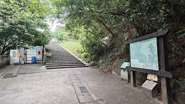 台北大縱走第四段(風櫃口--大湖公園捷運)  在  陽明山