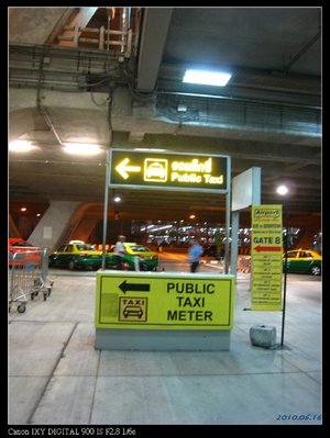008_Taxi招呼站指標  要搭車到飯店摟