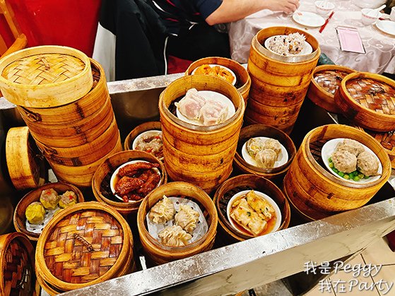 食記 台北市萬華區 金獅樓大酒樓 復古懷舊老字號推車港式飲茶