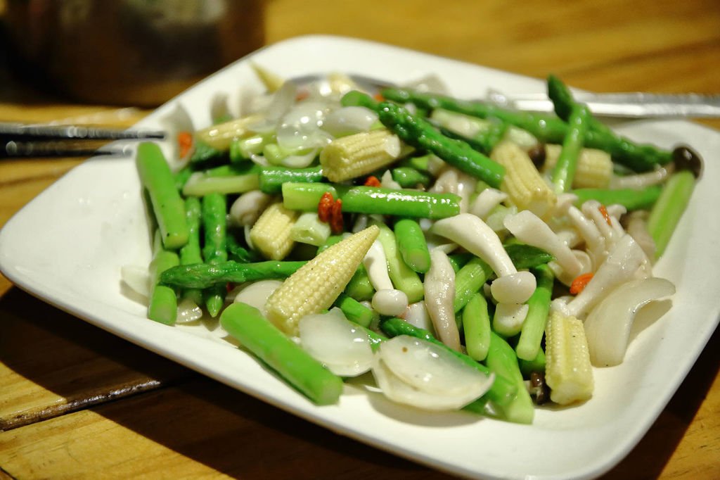 【食。五股】碧瑤山莊〜藏在都市裡的庭園餐廳，觀音山百年古厝吃