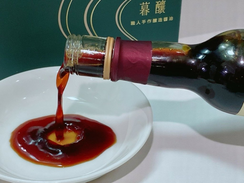 純手作醬油分享｜台灣伴手禮禮盒開箱｜暮朝食粹評價｜手作純釀醬