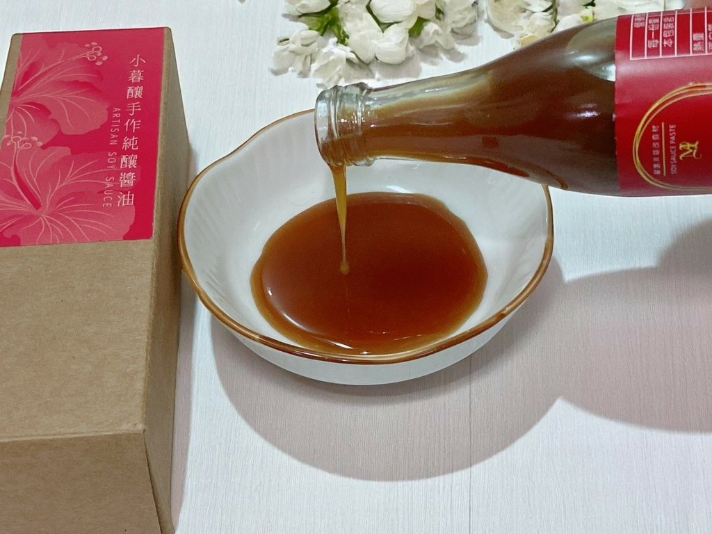 純手作醬油分享｜台灣伴手禮禮盒開箱｜暮朝食粹評價｜手作純釀醬