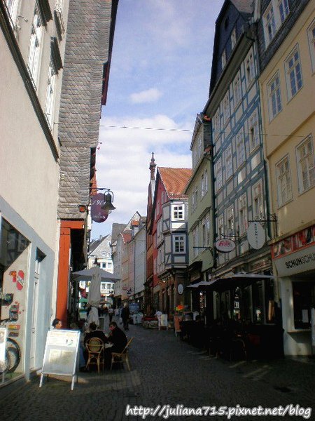 PhotoCap_08091943 馬堡舊城街景 (Helen).jpg