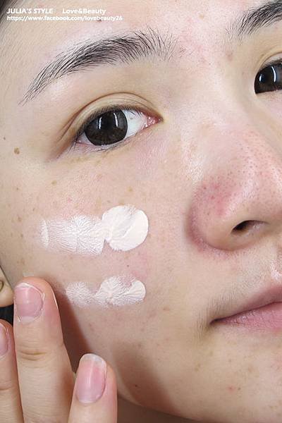 IOPE AIR CUSHION XP 水潤光感舒芙蕾粉凝乳