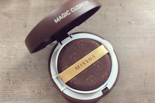 MISSHA MAGIC CUSHION MISSHA X LINE 氣墊粉餅無暇款(銀盒)