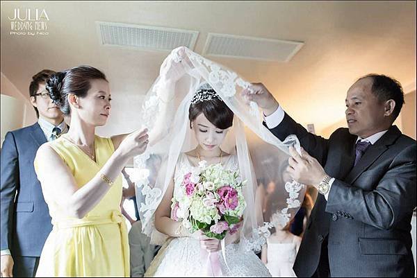 Julia Wedding News新婚情報