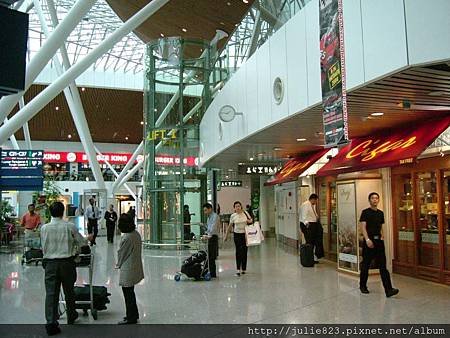01吉隆坡機場.JPG