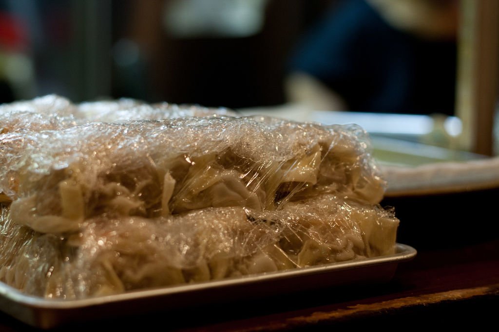 【美食。食記】東京 月島 隱藏排隊好店 夜晚也是十分美味 魚