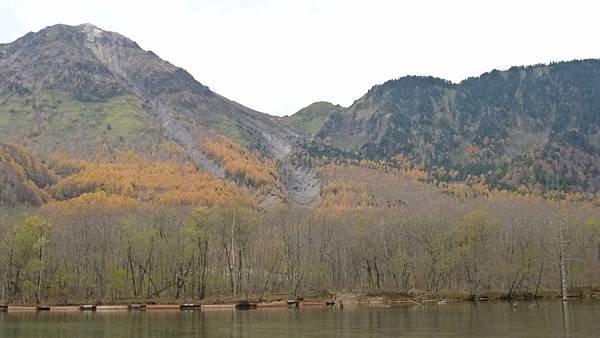 焼岳 (1024x576).jpg