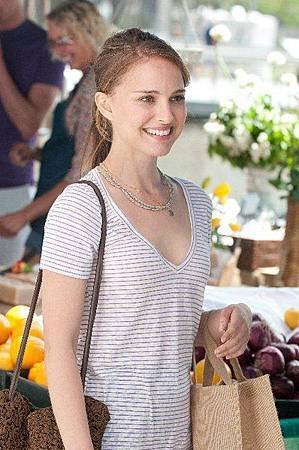 No Strings Attached03.jpg