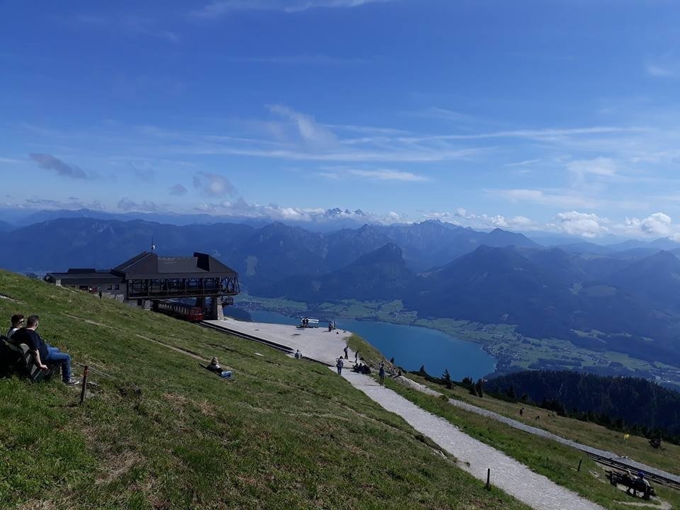 ausblick-auf-die-bahnstation.jpg