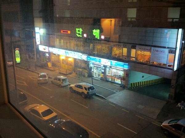 直奔飯店