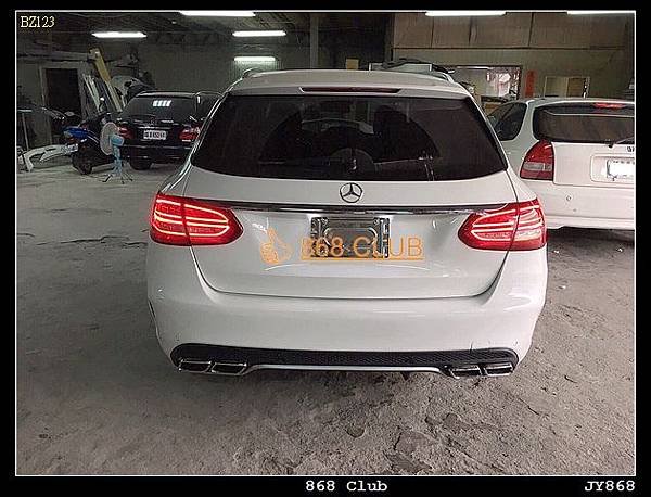 S205 C63 大包實車照-5.JPG