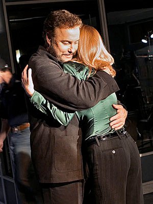 Petersen-hug_l.jpg