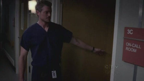 Greys.Anatomy.Season5.EP13_S-Files[(005207)19-36-50].JPG