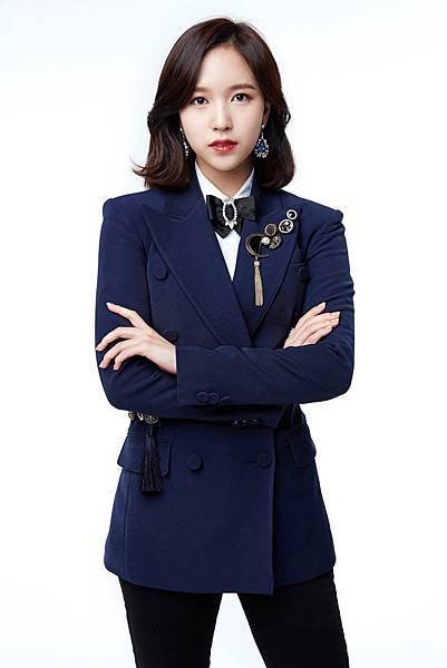 Myoui.Mina.full.178378.jpg