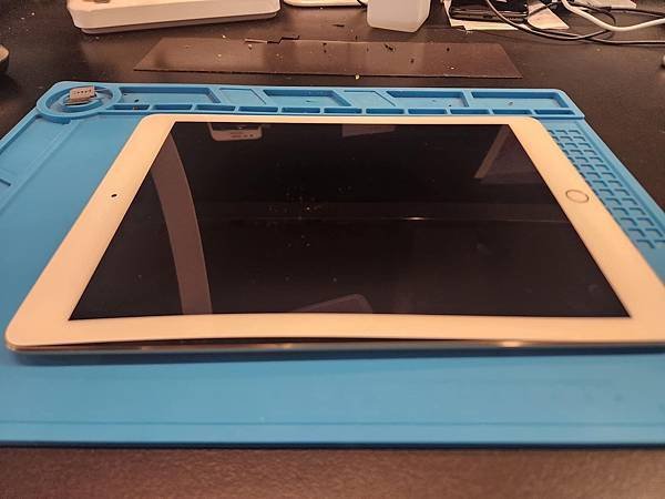 iPad Air 2 電池膨脹警告！別再撐了，快來947PL