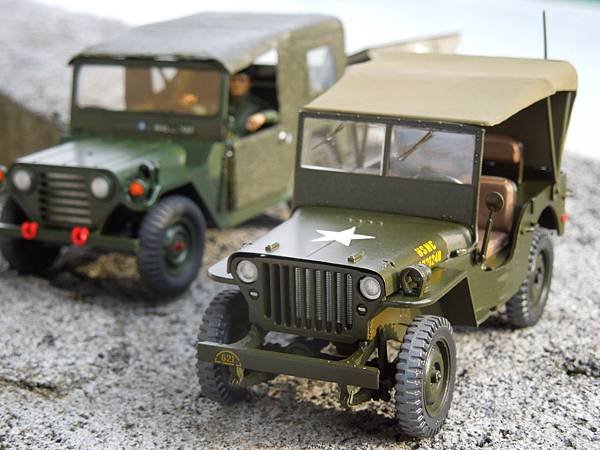 Willys MB Jeep 美國威利吉普車，含拖車( IT
