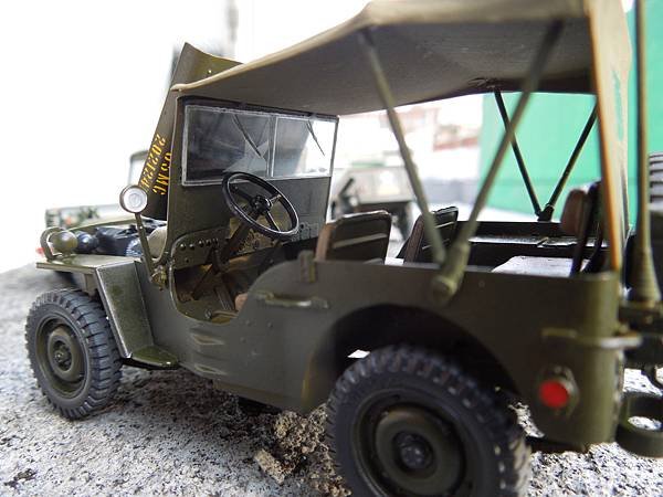 Willys MB Jeep 美國威利吉普車，含拖車( IT