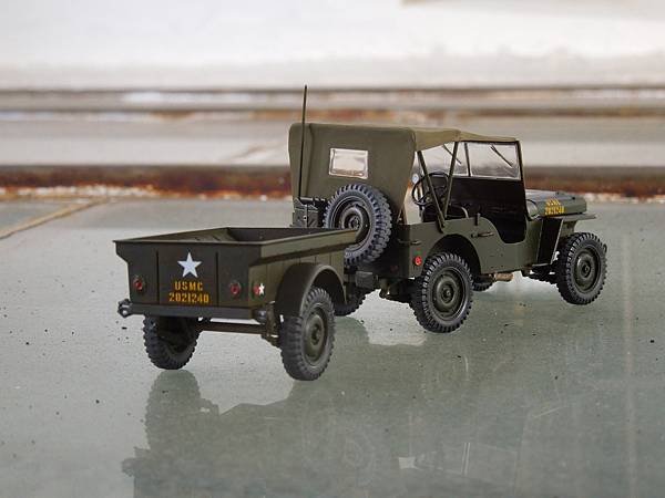 Willys MB Jeep 美國威利吉普車，含拖車( IT