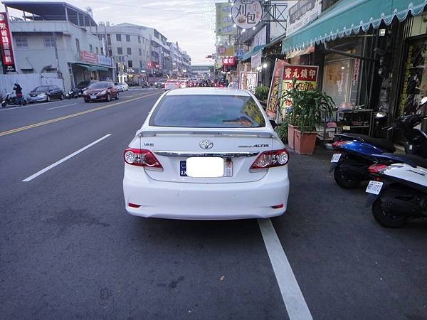 2010年 Toyota Altis 增加彈射遙控鑰匙 遙控