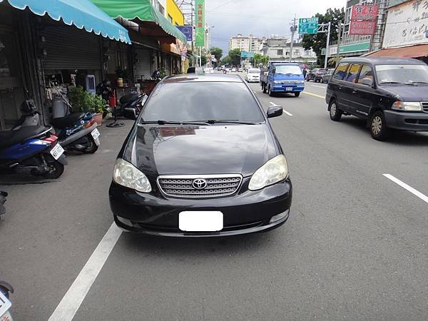 2004年 Toyota Altis 增加彈射遙控鑰匙