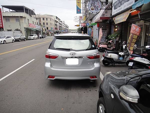 2011年 Toyota Wish 增加感應式遙控晶片鑰匙 