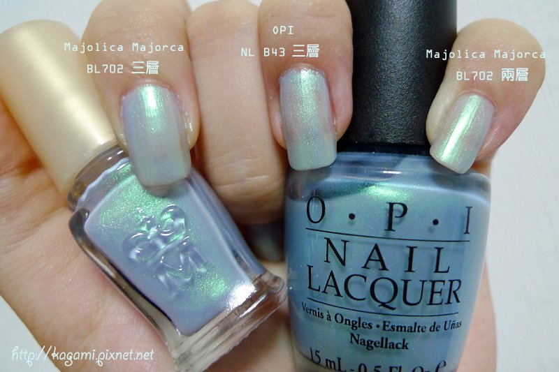 MJ BL702 跟 OPI NL B43 比較： http://kagami.pixnet.net/blog/post/29660031
