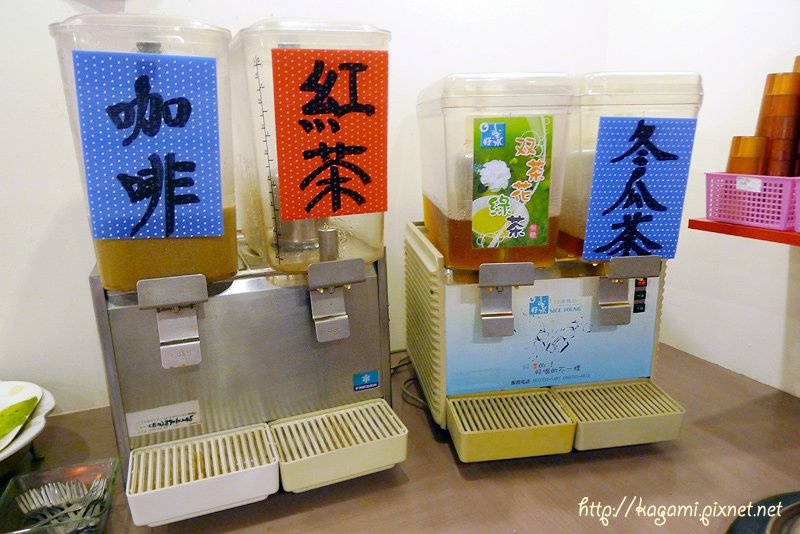 德克斯牛排： http://kagami.pixnet.net/blog/post/29740327
