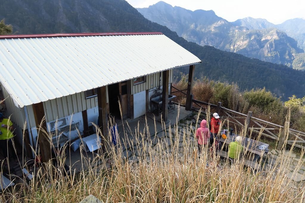 台中--和平  住宿拆除重建前的三六九山莊