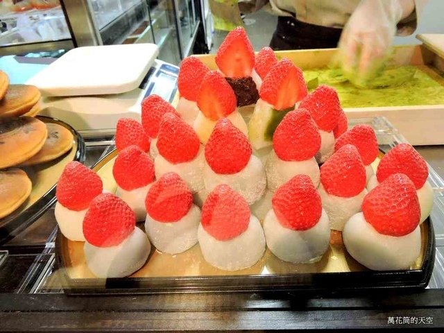 [日本]京都SNOOPY茶屋(京都錦店)~優雅的菜市場中遇見