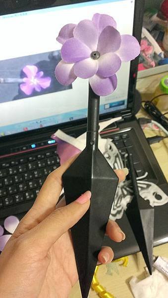 固定到苦無上