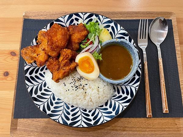 台北食記｜大安美食｜農粹CP值超高的咖哩飯 漫拾泡芙也必點