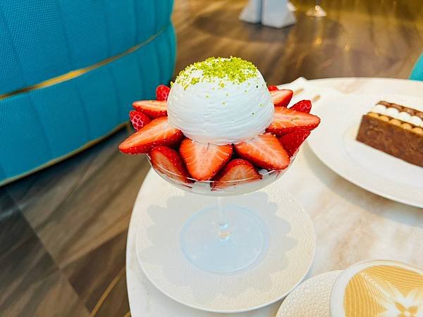 【東京美食/銀座】LE CAFE V-在LV旗艦店裡喝下午茶