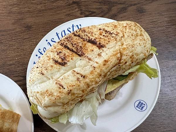 【基隆美食/暖暖區】金華城三明治-新址再訪,我心中最好吃的碳