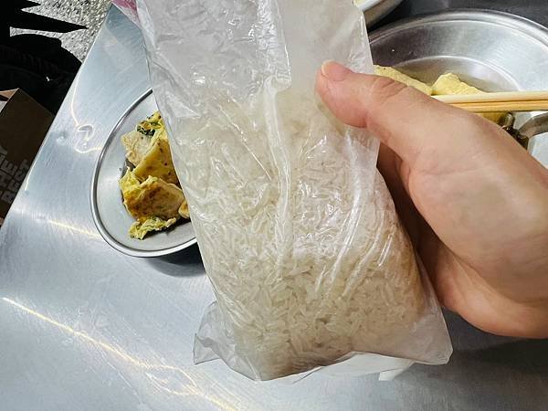 【基隆美食/仁愛區】魯平豆漿店-豆漿香十分濃郁,其他餐點也很