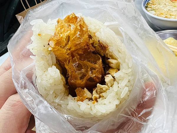 【基隆美食/仁愛區】魯平豆漿店-豆漿香十分濃郁,其他餐點也很