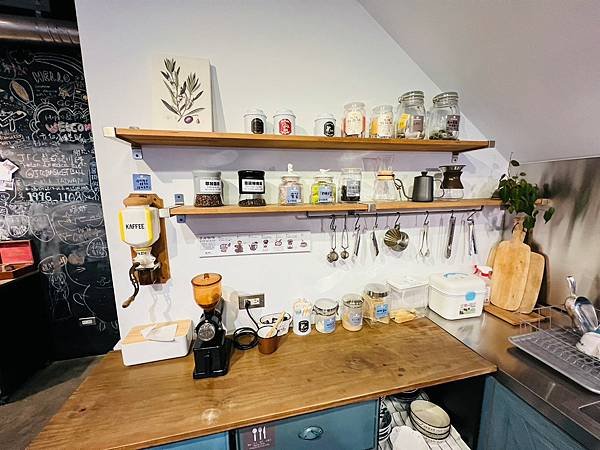 ​​【花蓮住宿/花蓮巿】仁愛小公館-房間頗具飯店規格,走路就