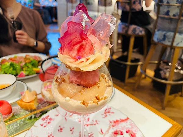 【東京美食/新宿】SALON BAKE &amp; TEA-裙擺搖搖