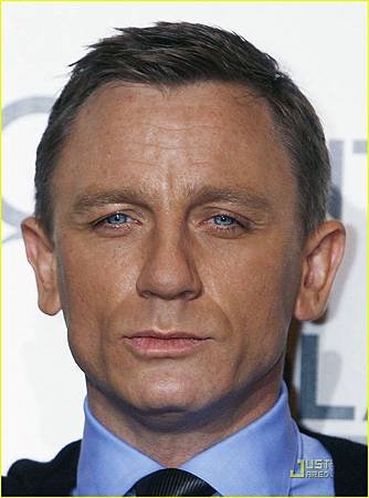 Daniel Craig