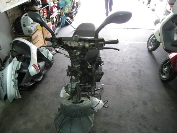@車行，風光SV的裸照