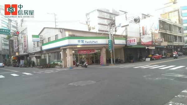 光華黃金三角窗店面2.jpg