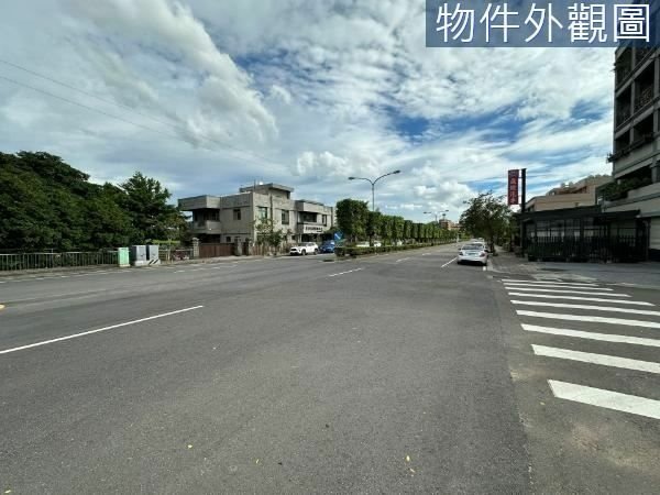 【湖口王爺壟】稀有大面寬住宅區角地，售:6600萬! 買賣房